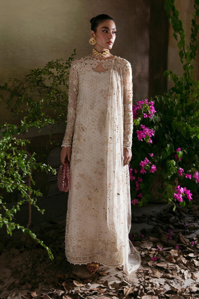 Suffuse | Luxury Lawn | KIRAN main image 1