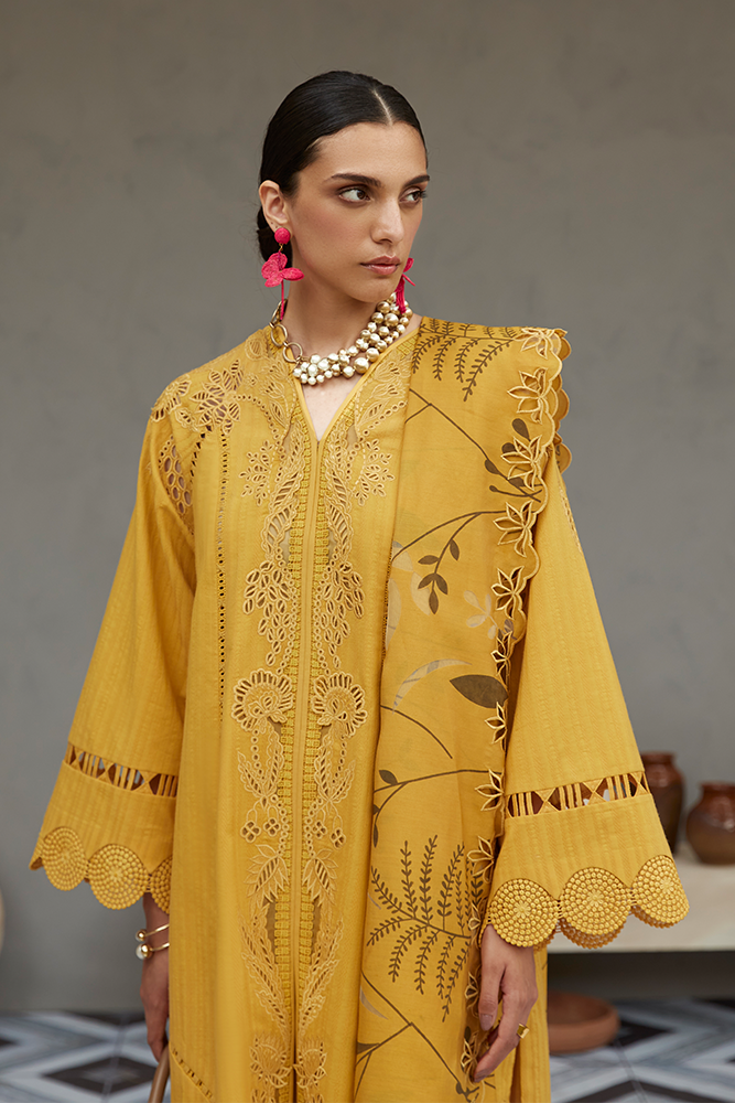 Suffuse | Luxury Lawn | KIRAN main image 0